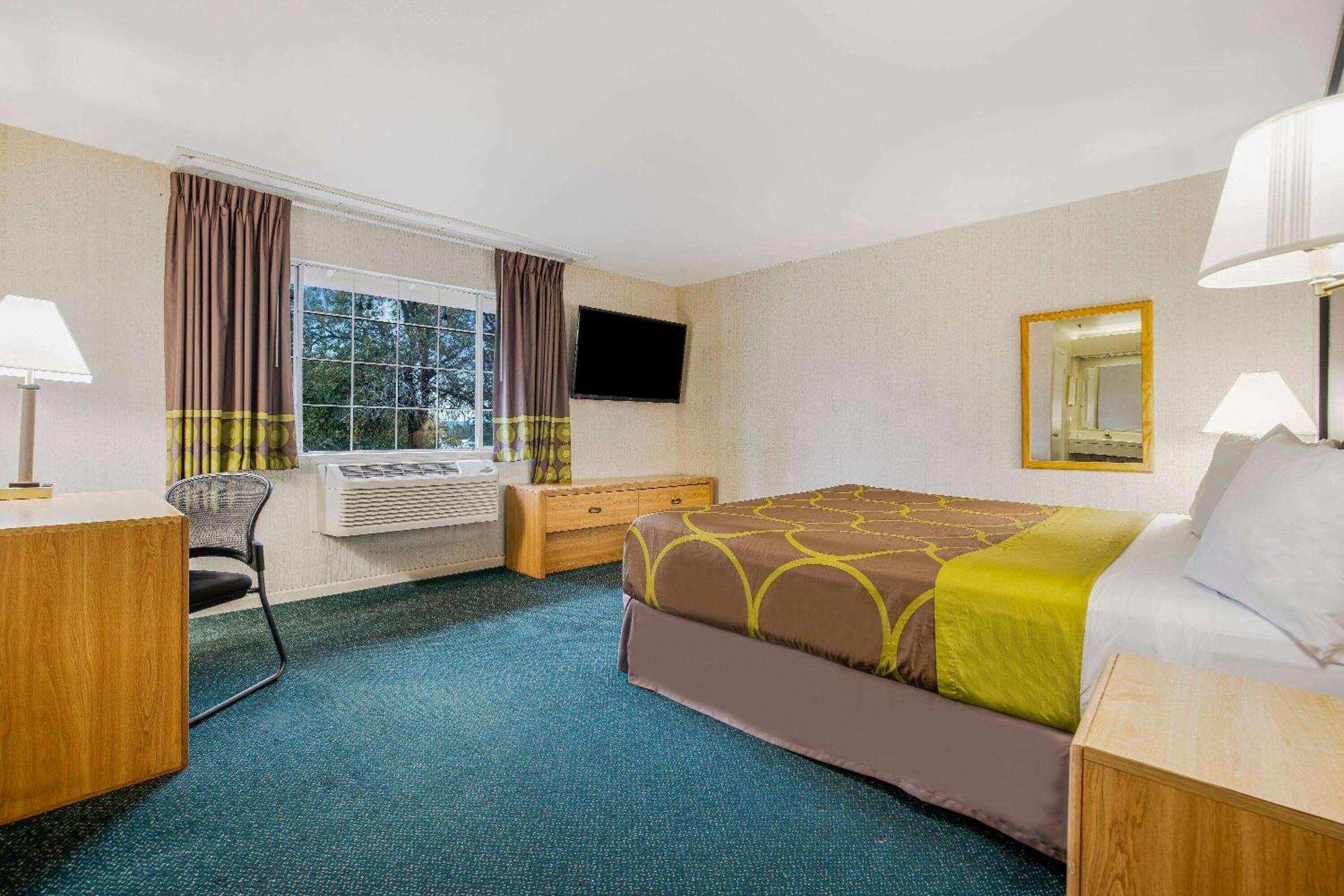 Super 8 By Wyndham Auburn Hotel Kültér fotó